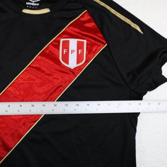 Umbro Peru Soccer Jersey Mens L 2018 World Cup FPF Official Limited Edition 2018 - Picture 10 of 16